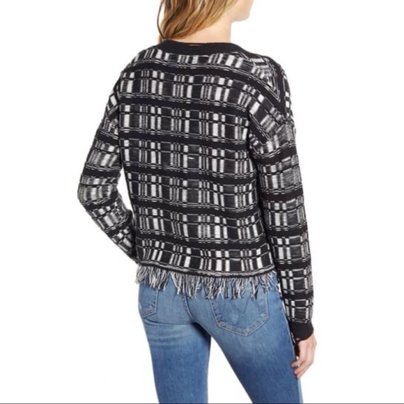 Wildfox Reece Ritzy Fringe Hem Sweater Black/White Size Large NWT - Picture 3 of 6